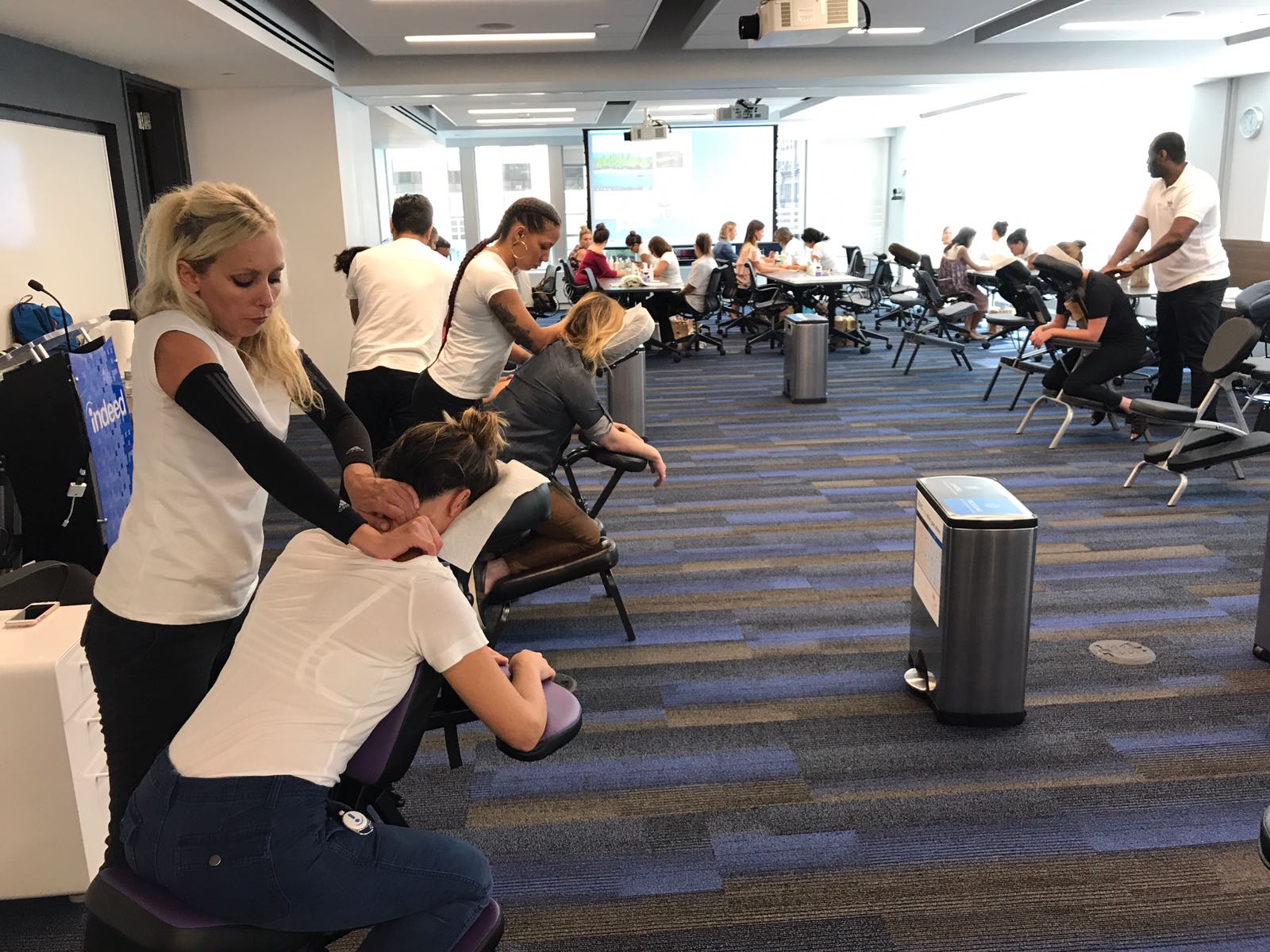 In office services with the best manicure in NYC Green Spa on the Go